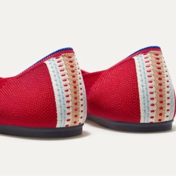 Rothy's the Square in Cardinal Red - Picture 2 of 6